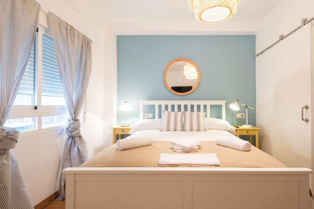 Tgh/ Malaga Centro Con Parking Apartment Luaran gambar