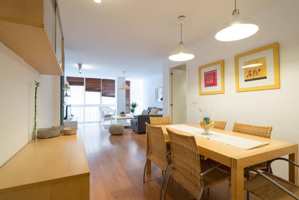 Tgh/ Malaga Centro Con Parking Apartment Luaran gambar