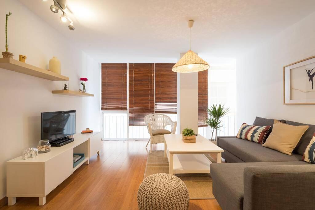 Tgh/ Malaga Centro Con Parking Apartment Luaran gambar