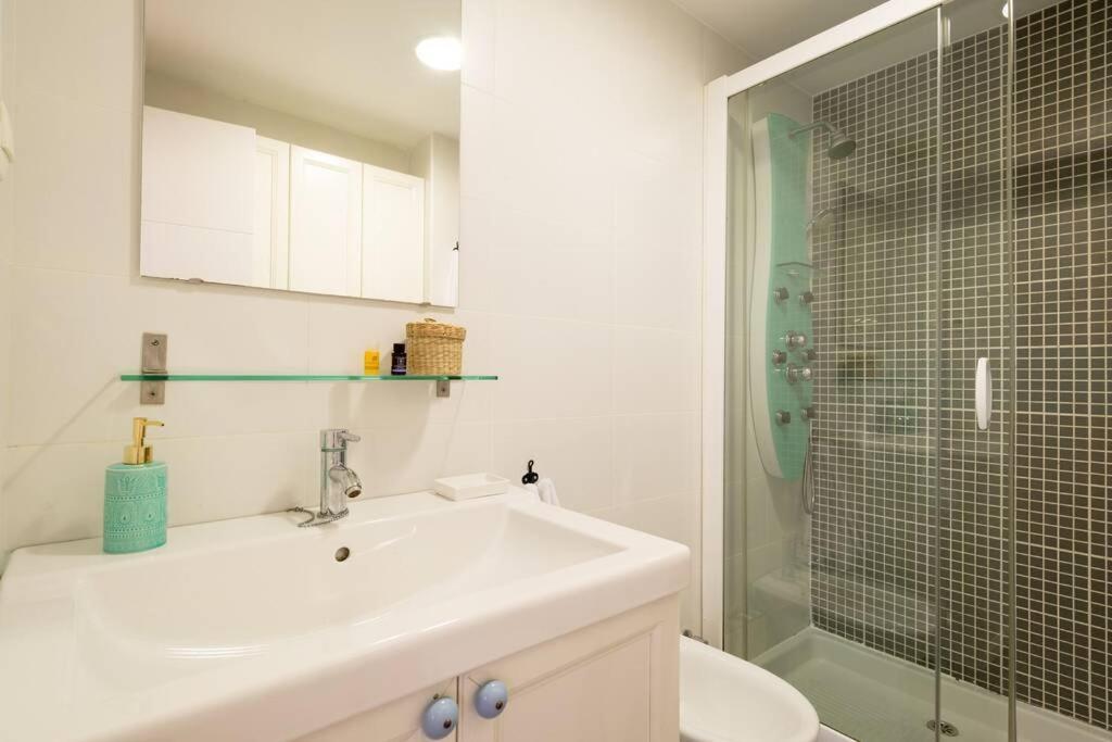 Tgh/ Malaga Centro Con Parking Apartment Luaran gambar