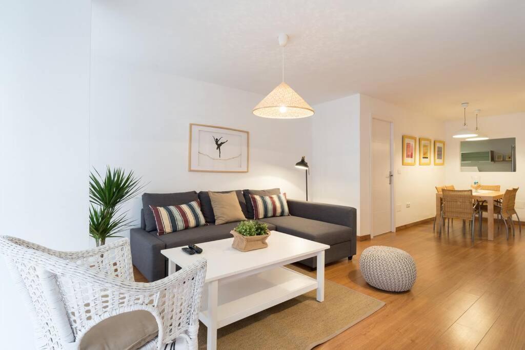 Tgh/ Malaga Centro Con Parking Apartment Luaran gambar