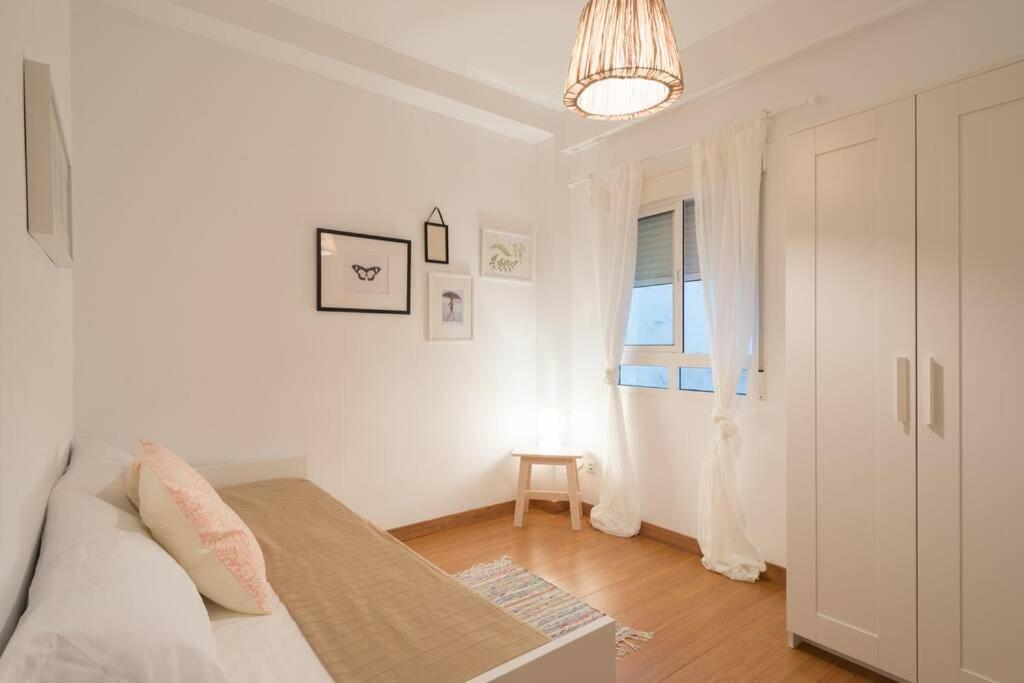 Tgh/ Malaga Centro Con Parking Apartment Luaran gambar